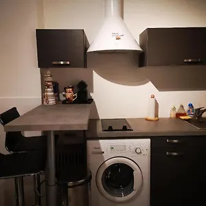  Appartement Superbe Meublé Cosy Avec Patio Au Calme Jean Médecin