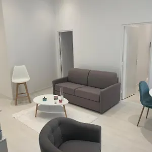 Gustave Apartment