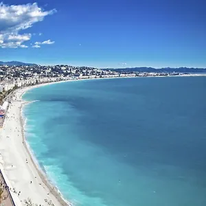 Riviera: Hyper-central With Sea-view Balcony Nice