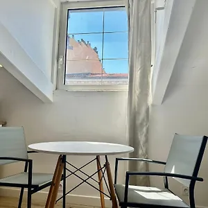 à Meyerbeer Apartment